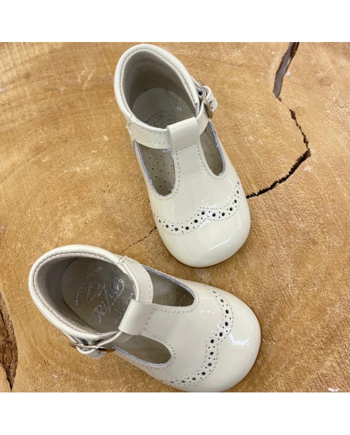 Occhio di Bue Panna in Vernice